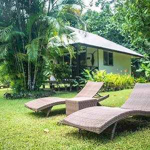 Hotel Titaina 