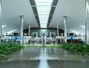Hotel International Airport *****